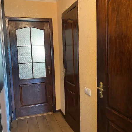 Апартаменти Біля Софіївського Парка Uman Exterior photo